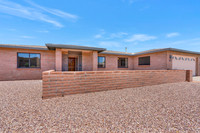 120 N Candlelight Dr Green Valley, AZ 85614