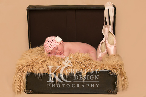 Tucson Newborn Photography by KC Creative Design