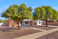 Vacation Rental Home for 6433 E Scarlett St, Tucson, AZ 85710