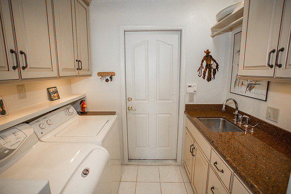 38425 S Apache Peak