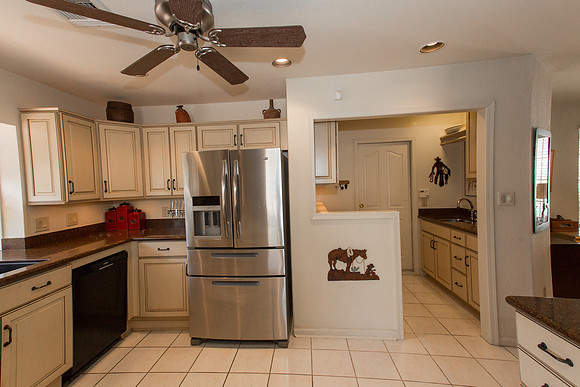 38425 S Apache Peak