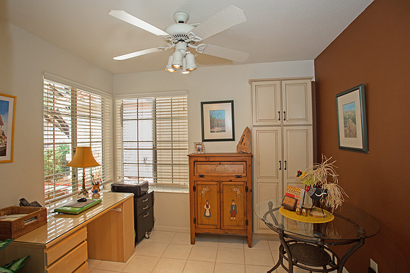 38425 S Apache Peak