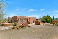 1521 W Via Ventajosa, Sahuarita, AZ 85629