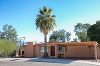 2912 N Cloverland Ave, Tucson, AZ 85712