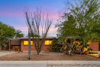 8642 E 27th Pl Tucson, AZ 85710