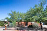 5731 E 4th St, Tucson, AZ 85711