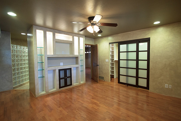 Martha Briggs' listing 901 W Las Lomitas