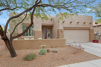 8060 N Sombrero Point Dr, Tucson, AZ 85743