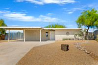 6950 N Comet Ct, Tucson, AZ 85741