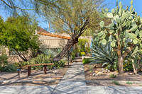 2939 E 3rd St, Tucson, AZ 85716