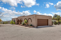 196 E Yvon Dr, Tucson, AZ 85704