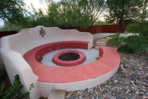 Martha Briggs' listing 901 W Las Lomitas