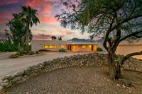 6882 N Casas Adobes Dr Tucson, AZ 85704